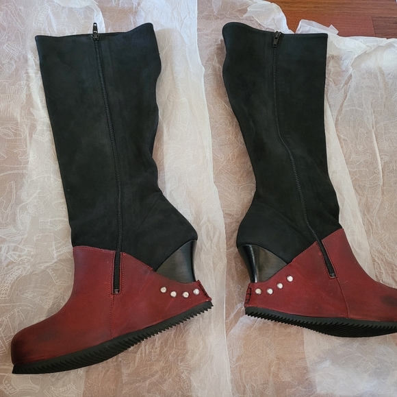 NIB Fluevog Conquer Signe boots - Picture 5 of 12